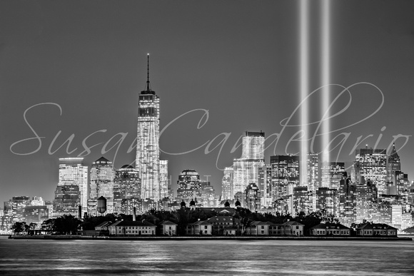 WTC Tribute In Lights BW