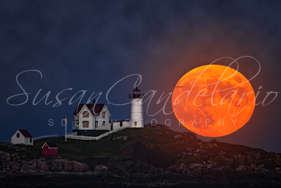 Nubble And The Full Moon