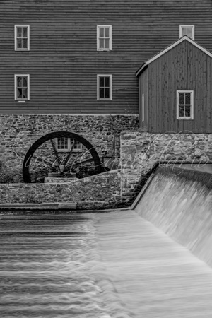 Clinton Historic Red Mill BW