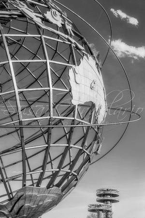 NYC Unisphere and Observatory Pavilions BW