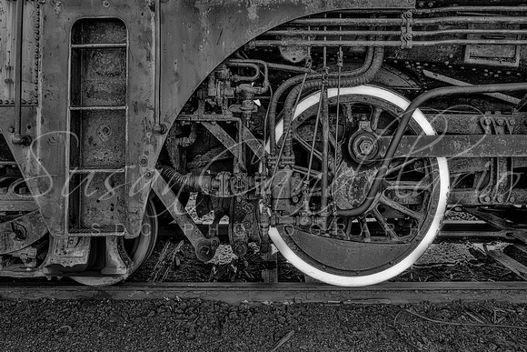 Rusted CNR 3377 Gear  BW