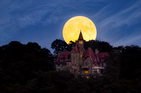 Harvest Moon At Castle Rock